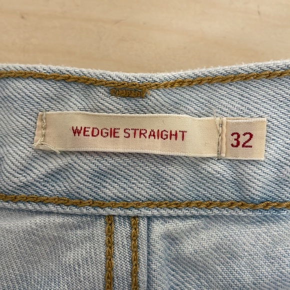 Levi's premium denim wedgie straight light wash size 32‎ - Picture 4 of 9